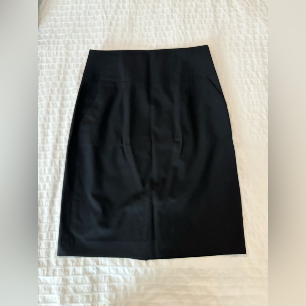 Banana Republic black pencil skirt